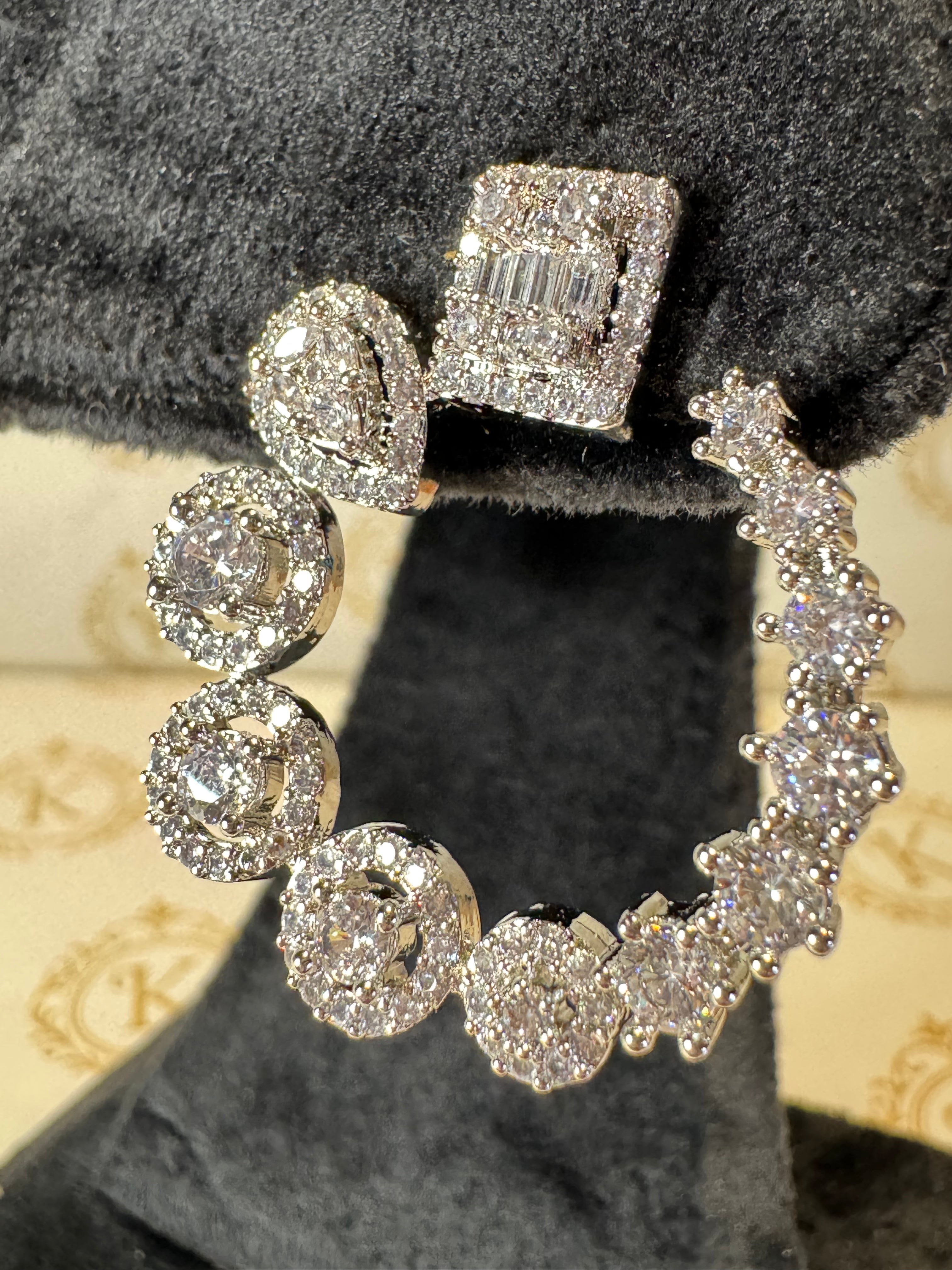 Round Cute Silver Diamond Earrings